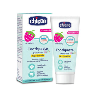 Chicco strawberry-flavored toothpaste for kids with packaging on a white background. Chicco Toothpaste Strawberry Flavor 12 M to 6y 50 g go littles product main image