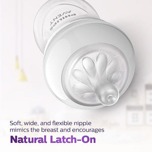 Nipple simulator with text about natural latch-on on a blurred background. Philips_Avent_Natural_Response_Teat_for_Babies_Aged_6_months_and_above_Flow_5_Pack_of_2_BPA_Free_SCY965_02_go_littles_product_image_7